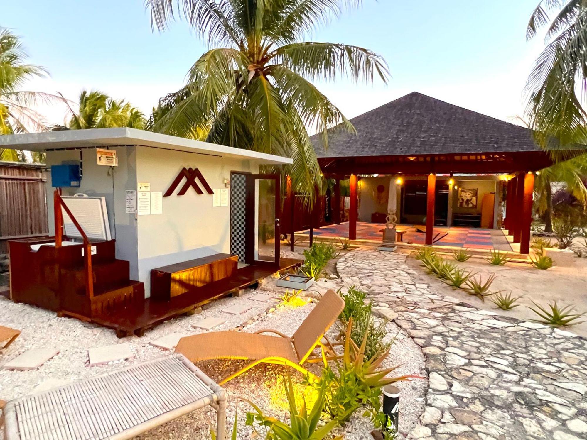 Manduna Resort Nembrala Exterior foto