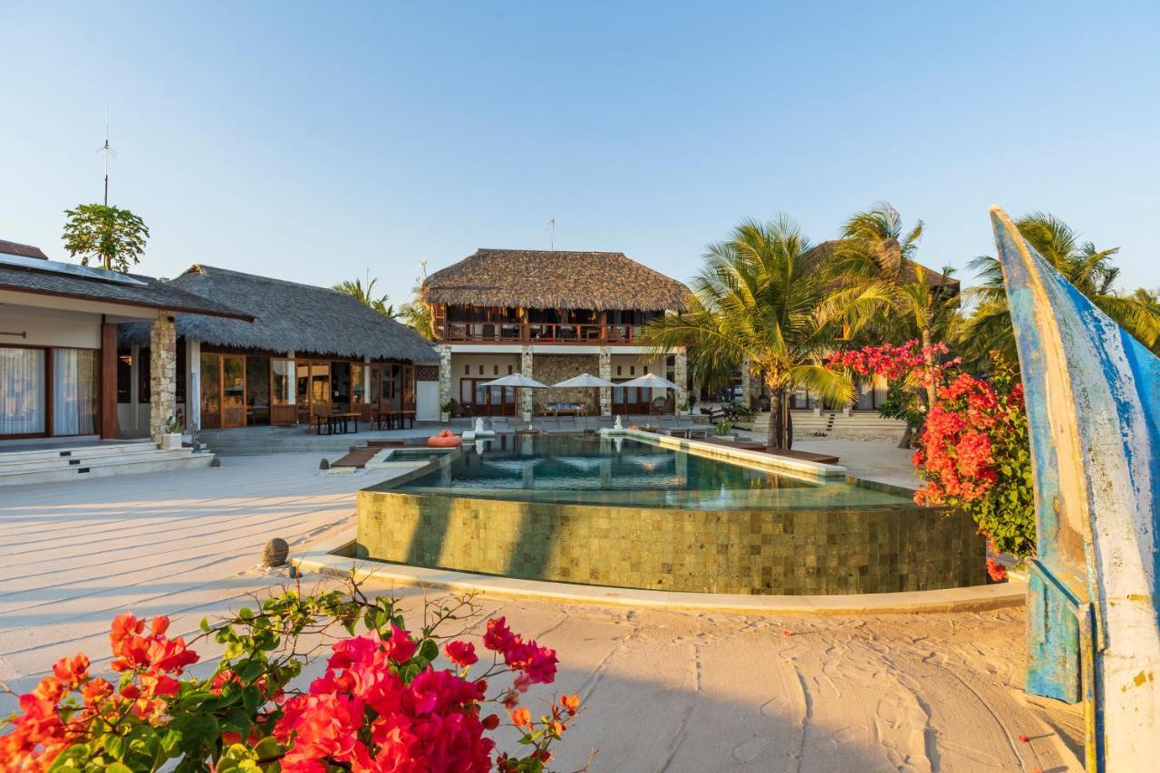 Manduna Resort Nembrala Exterior foto