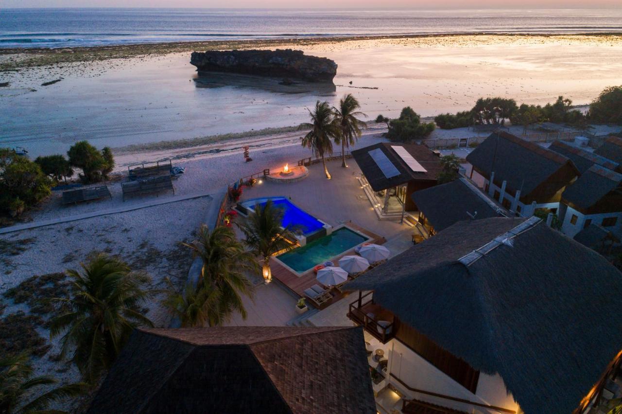 Manduna Resort Nembrala Exterior foto